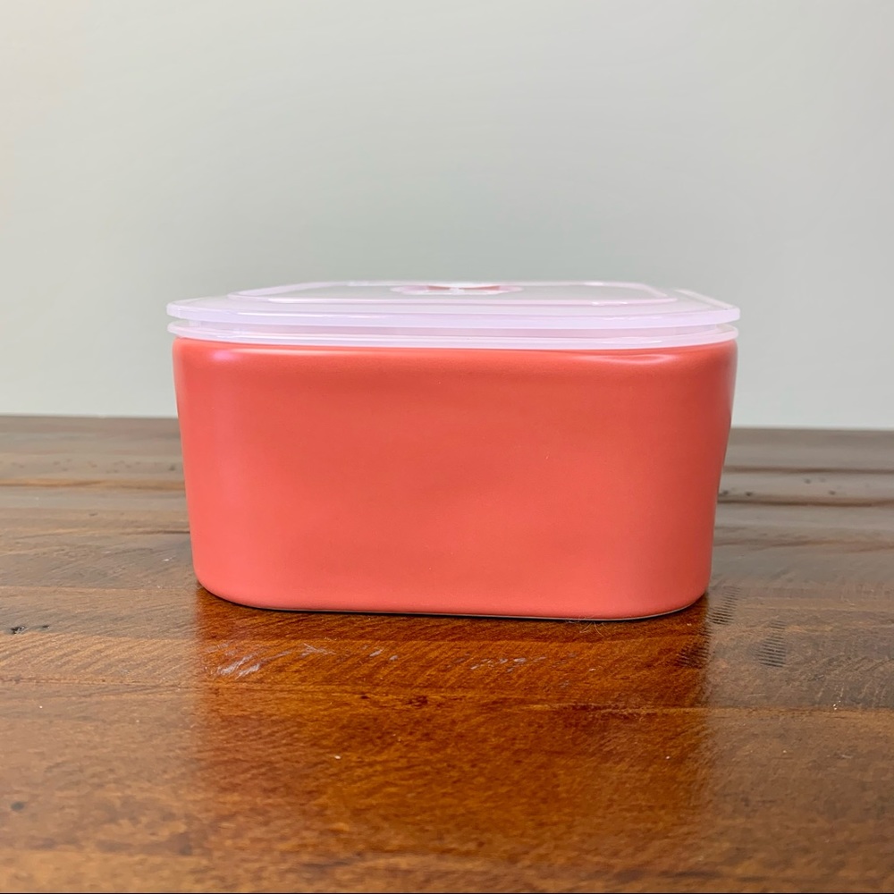 Rae Dunn “Yum” Square Dish & Lid - Picture 3 of 9